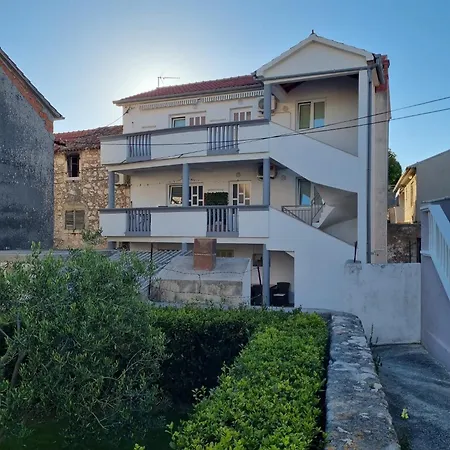 Bada * Pakoštane