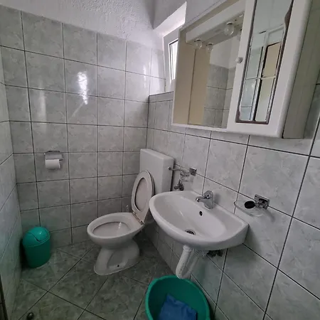 Apartment Bada Pakostane